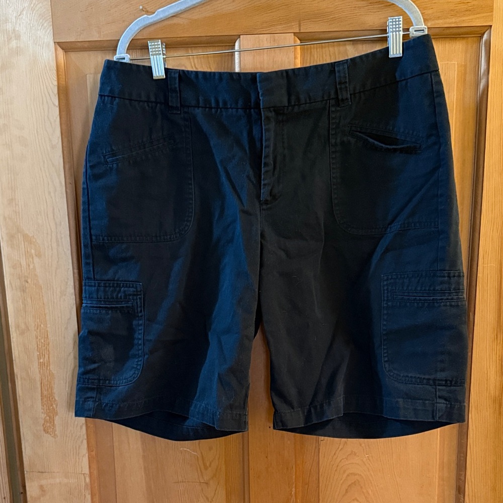 Dockers Women's Black Cargo Shorts